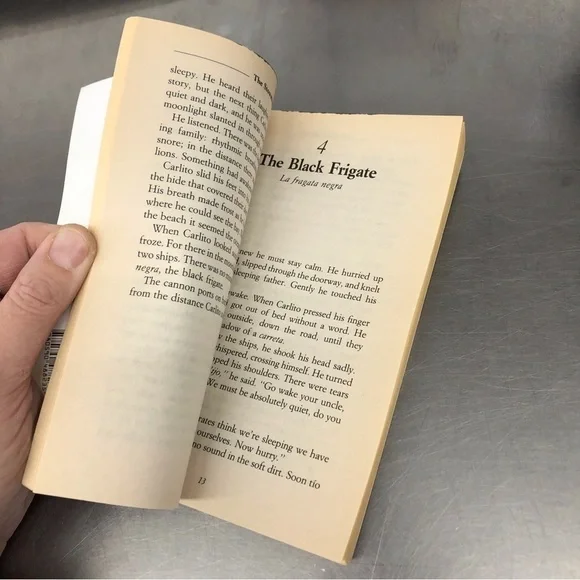 The Stowaway: A Tale of California Pirates by: Kristiana Gregory, paperback book - Picture 3 of 5